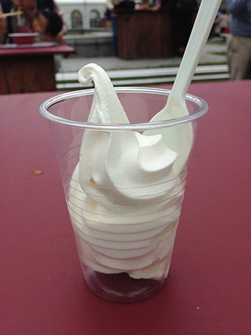 北海道ミルクチーズファクトリー：猿払ソフトクリーム